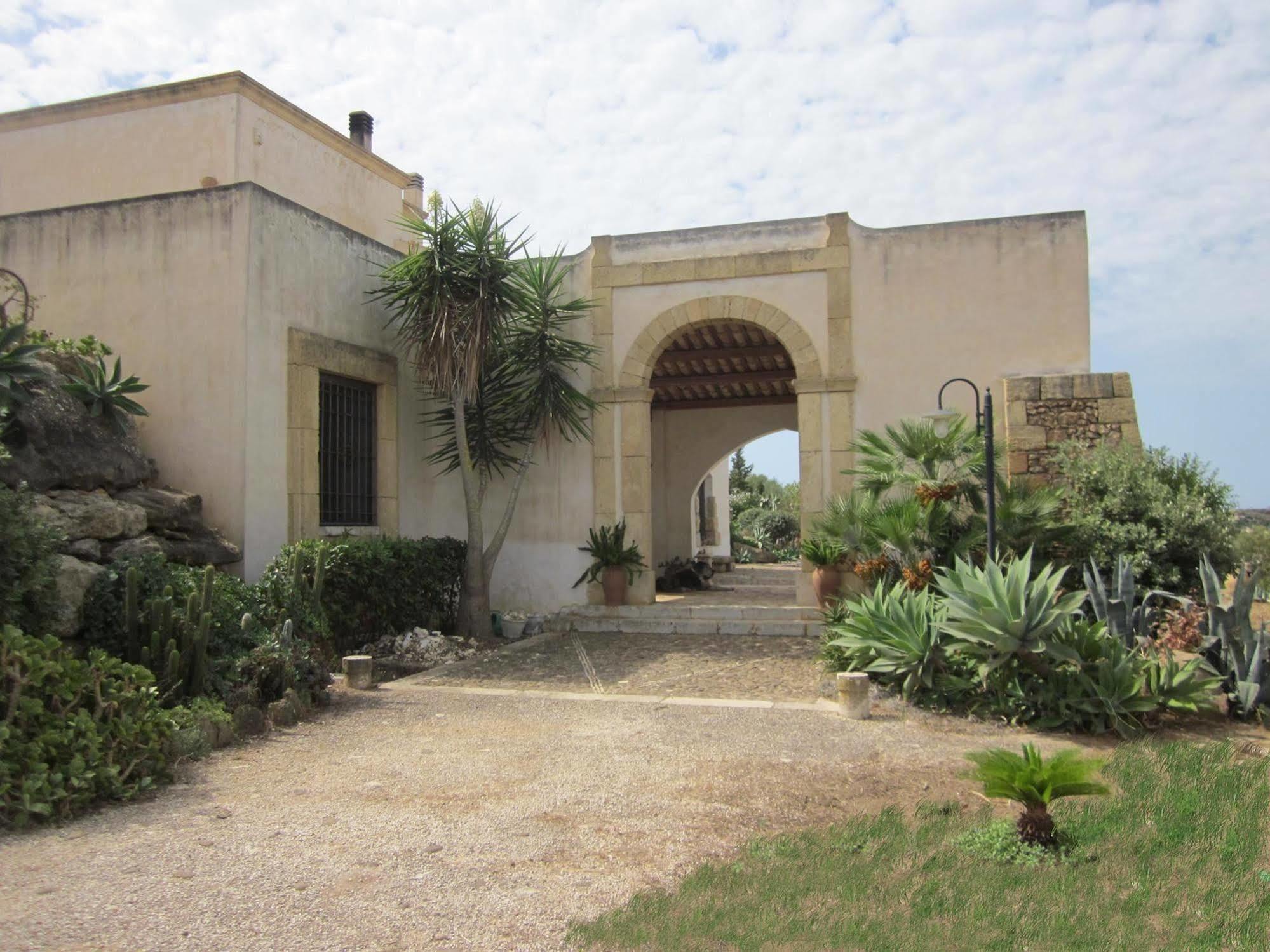 Casale Alma Acomodação com café da manhã Marsala Exterior foto