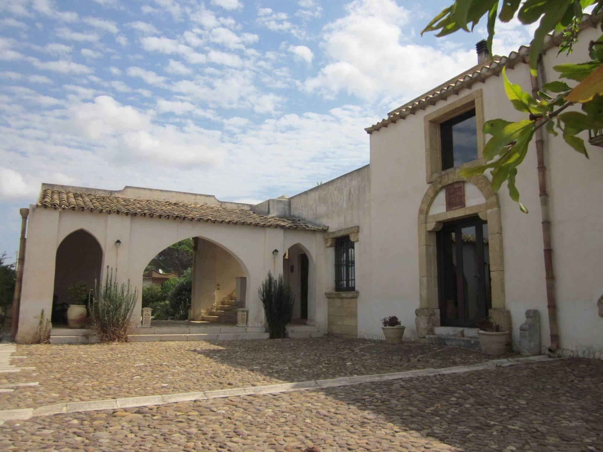 Casale Alma Acomodação com café da manhã Marsala Exterior foto